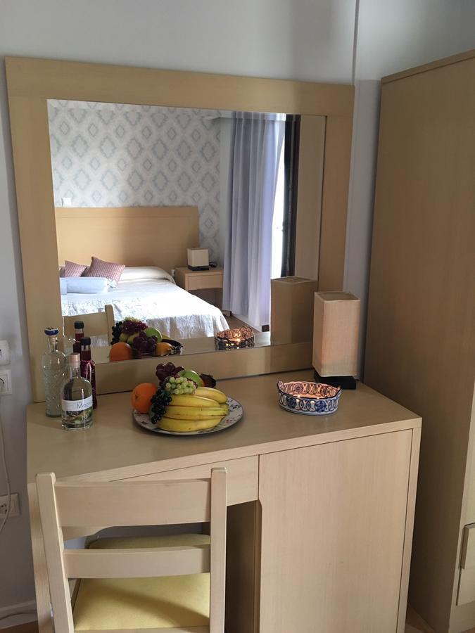Aphrodite Hotel Syros Kini Dış mekan fotoğraf