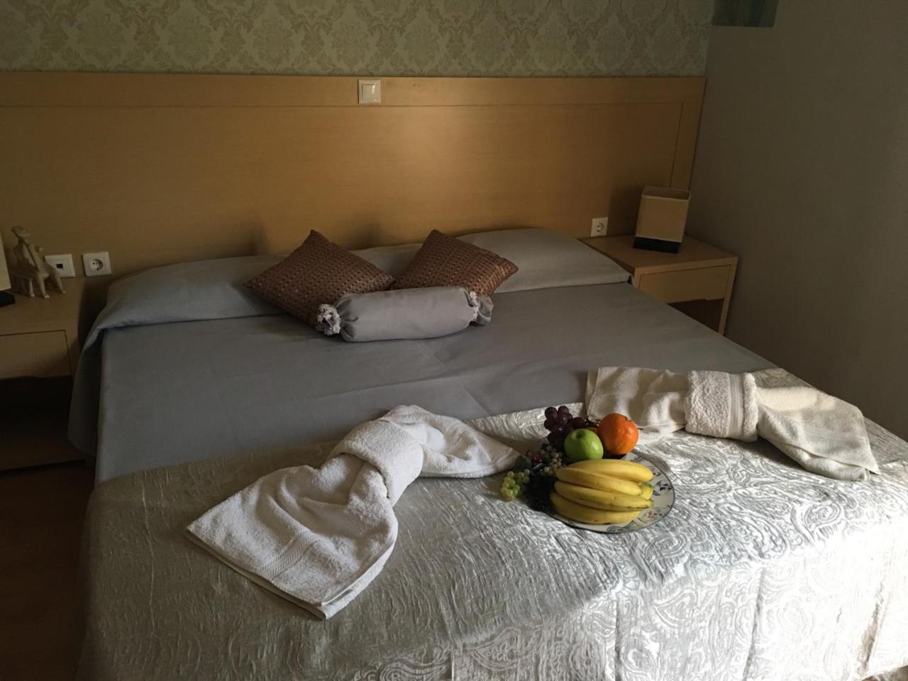 Aphrodite Hotel Syros Kini Dış mekan fotoğraf