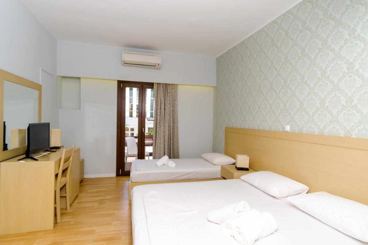 Aphrodite Hotel Syros Kini Dış mekan fotoğraf